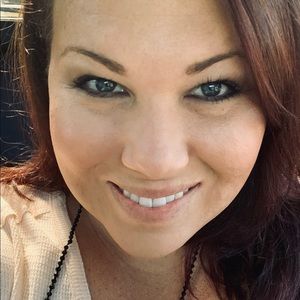 Meet your Posher, Alana